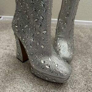 Jessica Simpson Silver Heeled Boots with Rhinestone Embellishments NEW